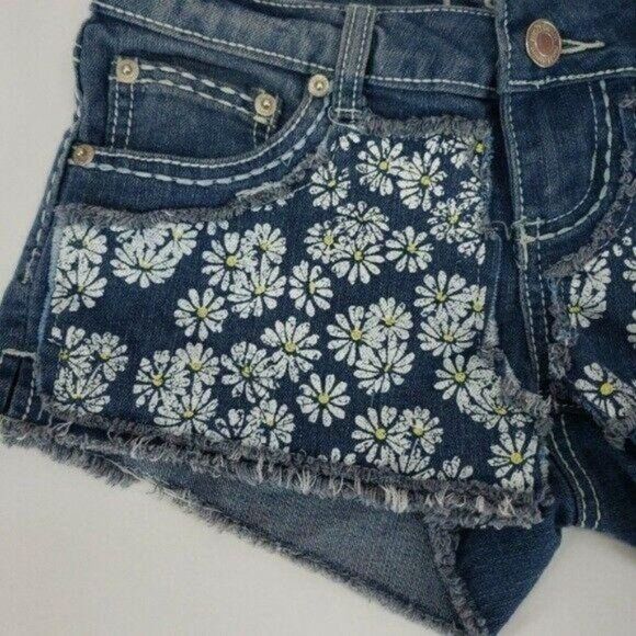 Rue21 Junior's Daisy Dukes Cut Off Distressed Jean Shorts Size 1/2 - Picture 3 of 12